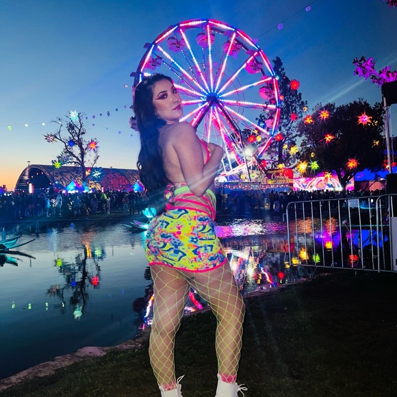 Festival / Rave Skirt Psychedelic Mushroom - RaveWonderland - Picture 2 of 4